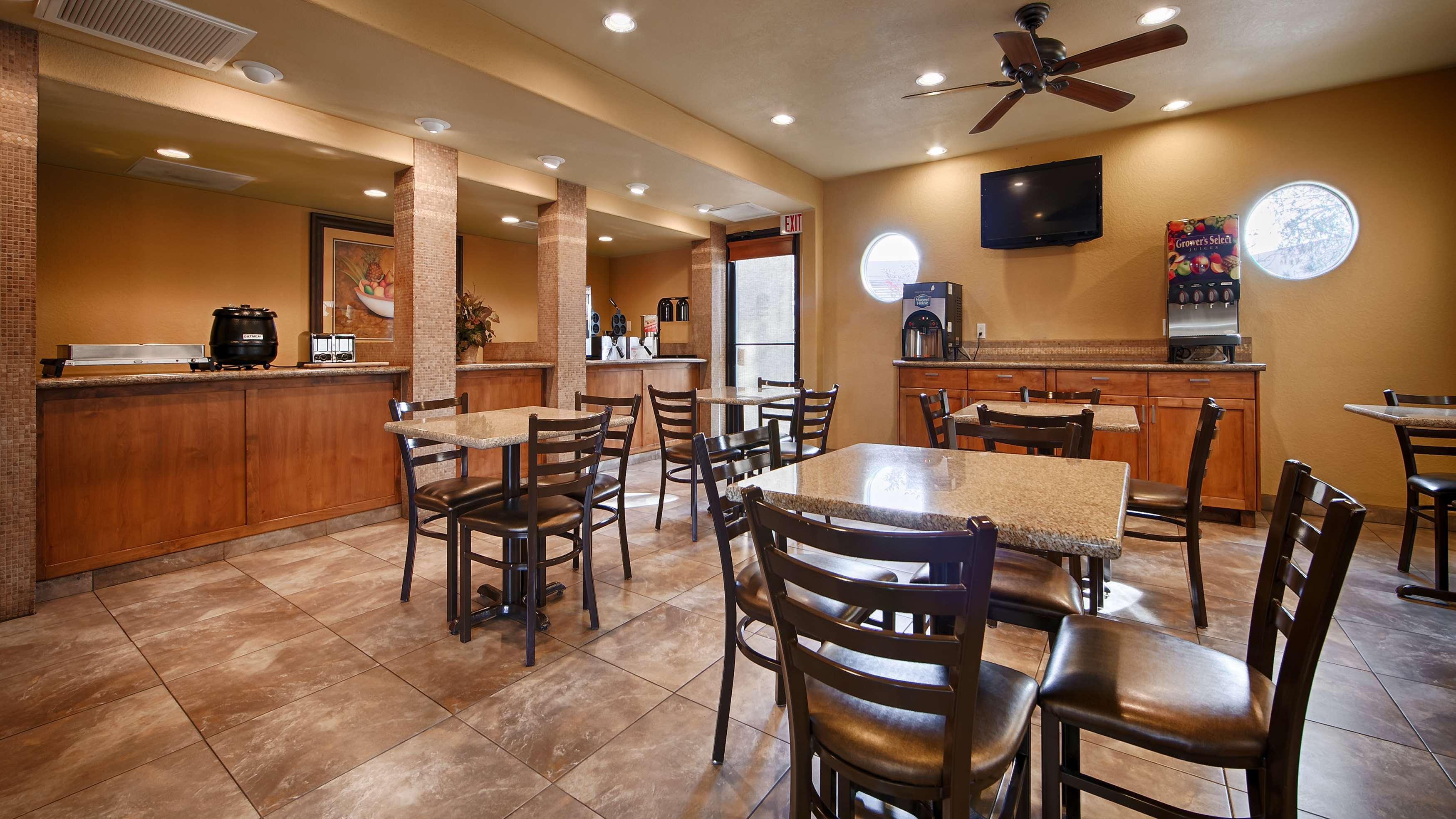 Best Western Cottonwood Inn Extérieur photo